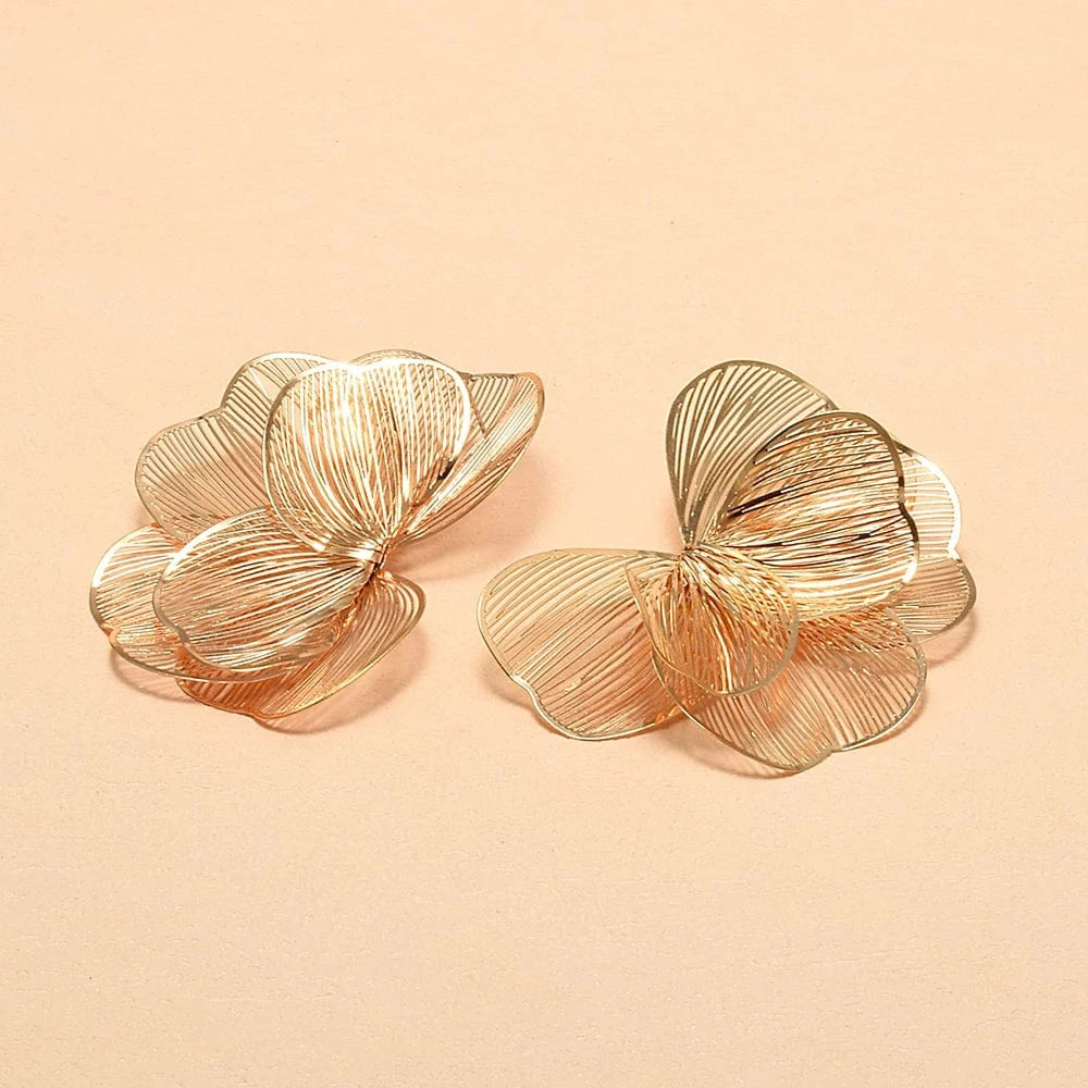 Elegant Flower Earrings Metal Hollow Petal Piercing Earrings Wholesale Popular Women's Accessories Trendy Drop Earrings Jewelry