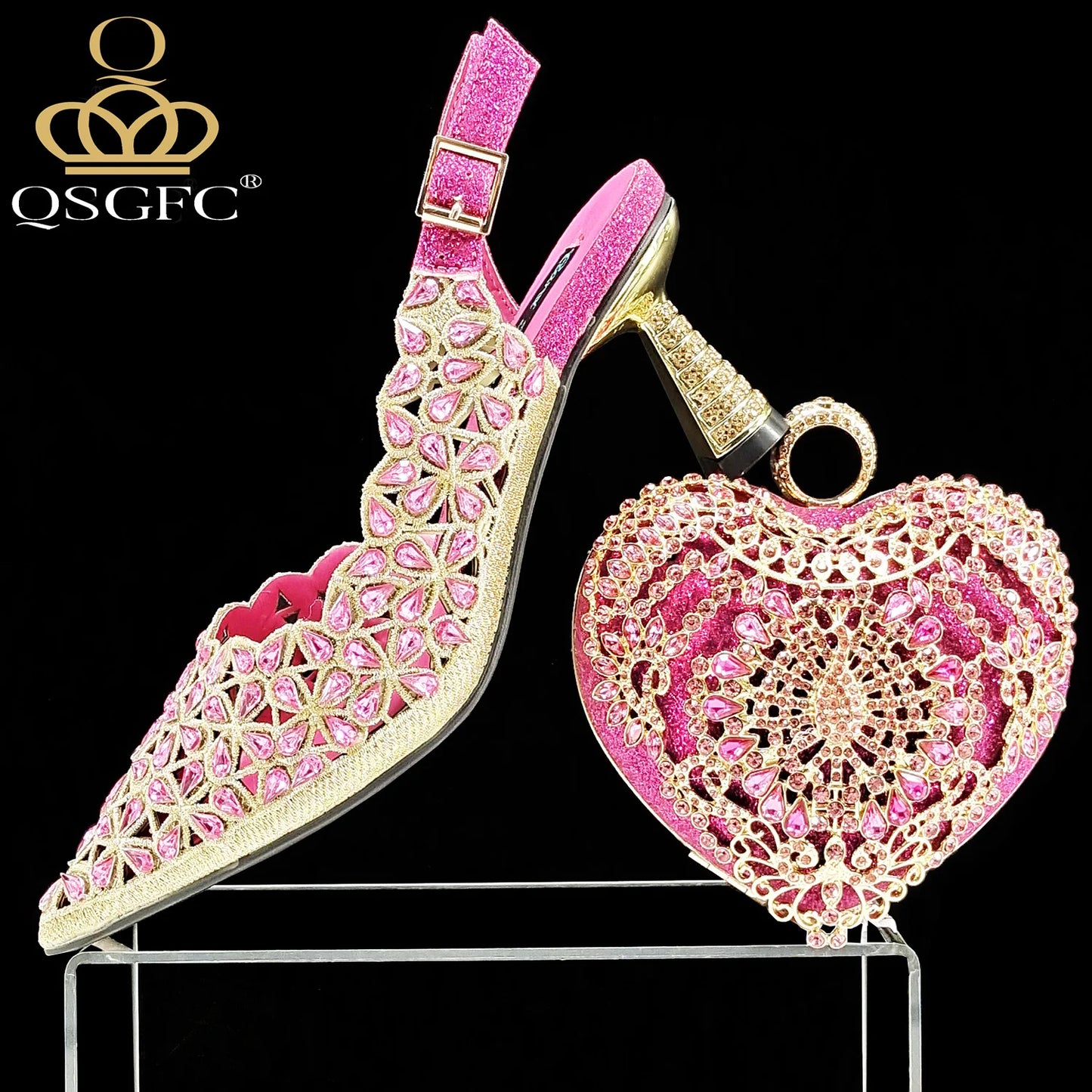 Happy Time Boutique, Exquisite Mini Bag with Pointed Toe Shoes, Sexy Stiletto High-Heeled Shoes, Small Metal Bag in Hand
