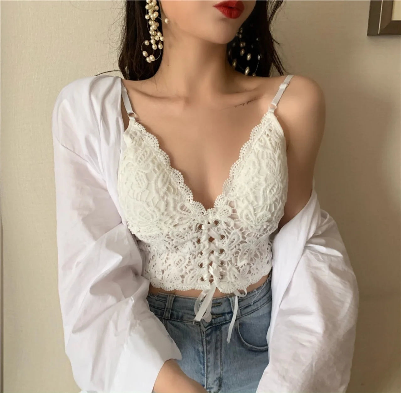 Lace Suspender Vest With Breast Pad And Chest Wrap For Women