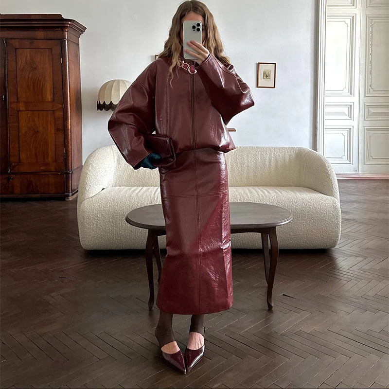 Women Green Stand Collar Leather Jacket Fashion Zipper Long Loose Outerwears Chic 2025 New Autumn Fashion High Street Lady Wear