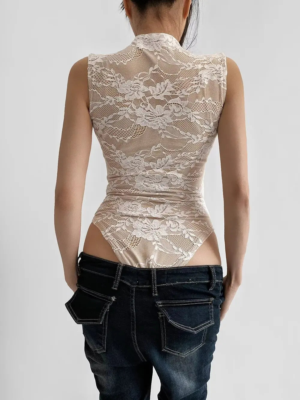 Elegant Sleeveless Bodycon Lace Bodysuit Top For Women