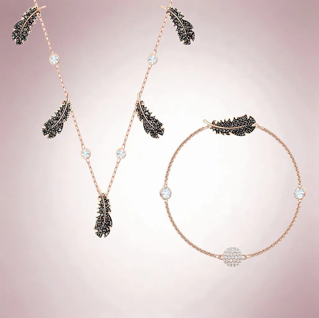 Elegant Dazzling Teardrop Crystal Jewelry Set for Women