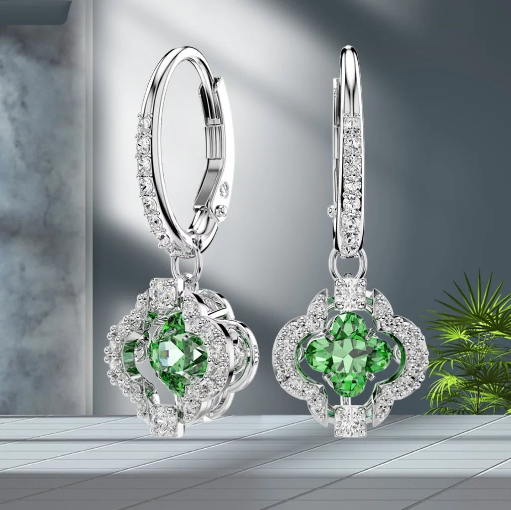 Elegant Silver Crystal Necklace And Earring Set for Women