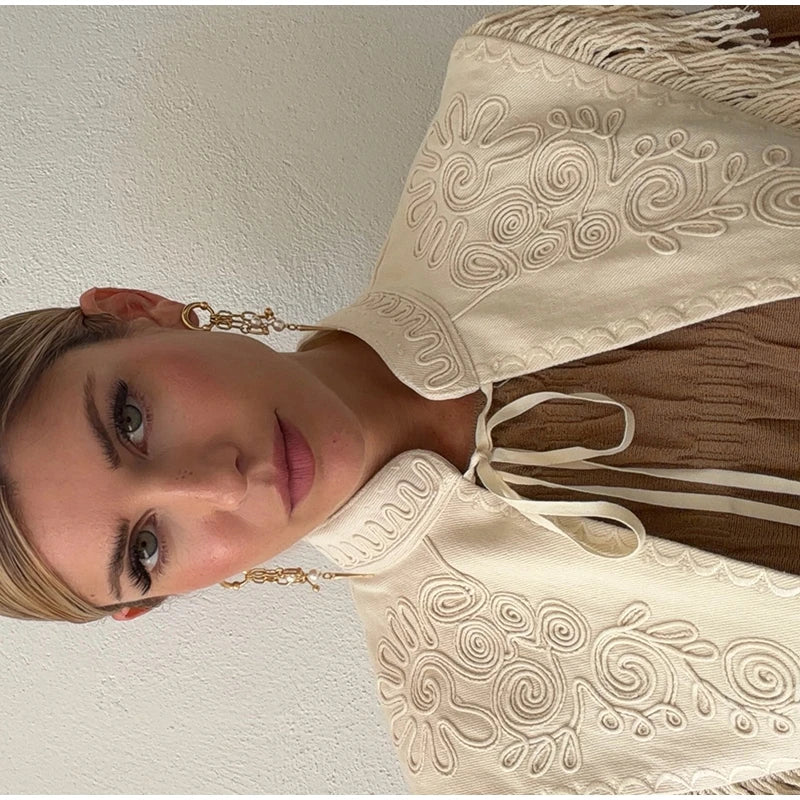 Soft Elegant Tassel Embroidered Polyester Square Shawl for Women