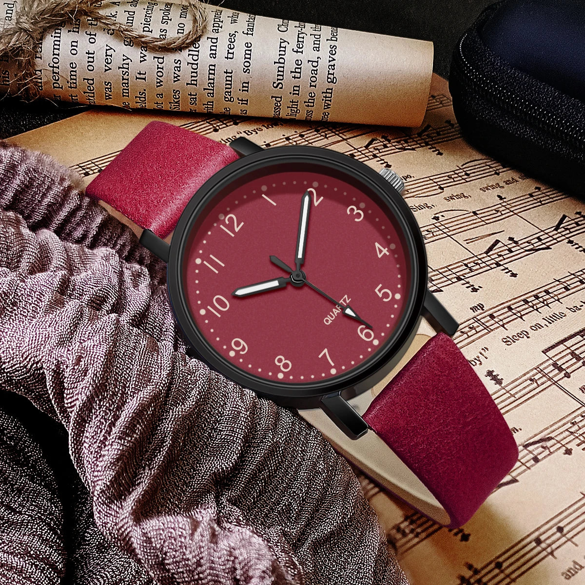 Vintage Round Dial Leather Strap Watch