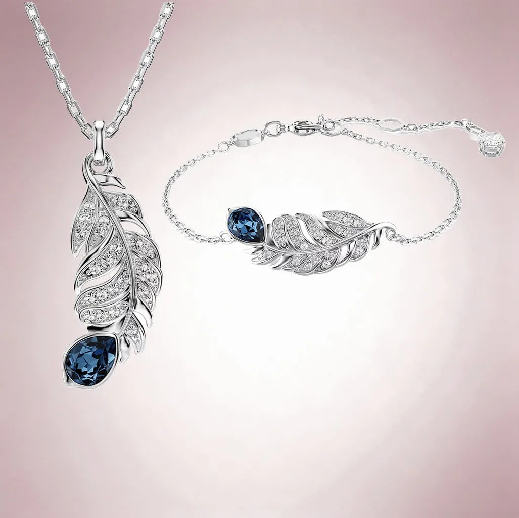 Elegant Dazzling Teardrop Crystal Jewelry Set for Women