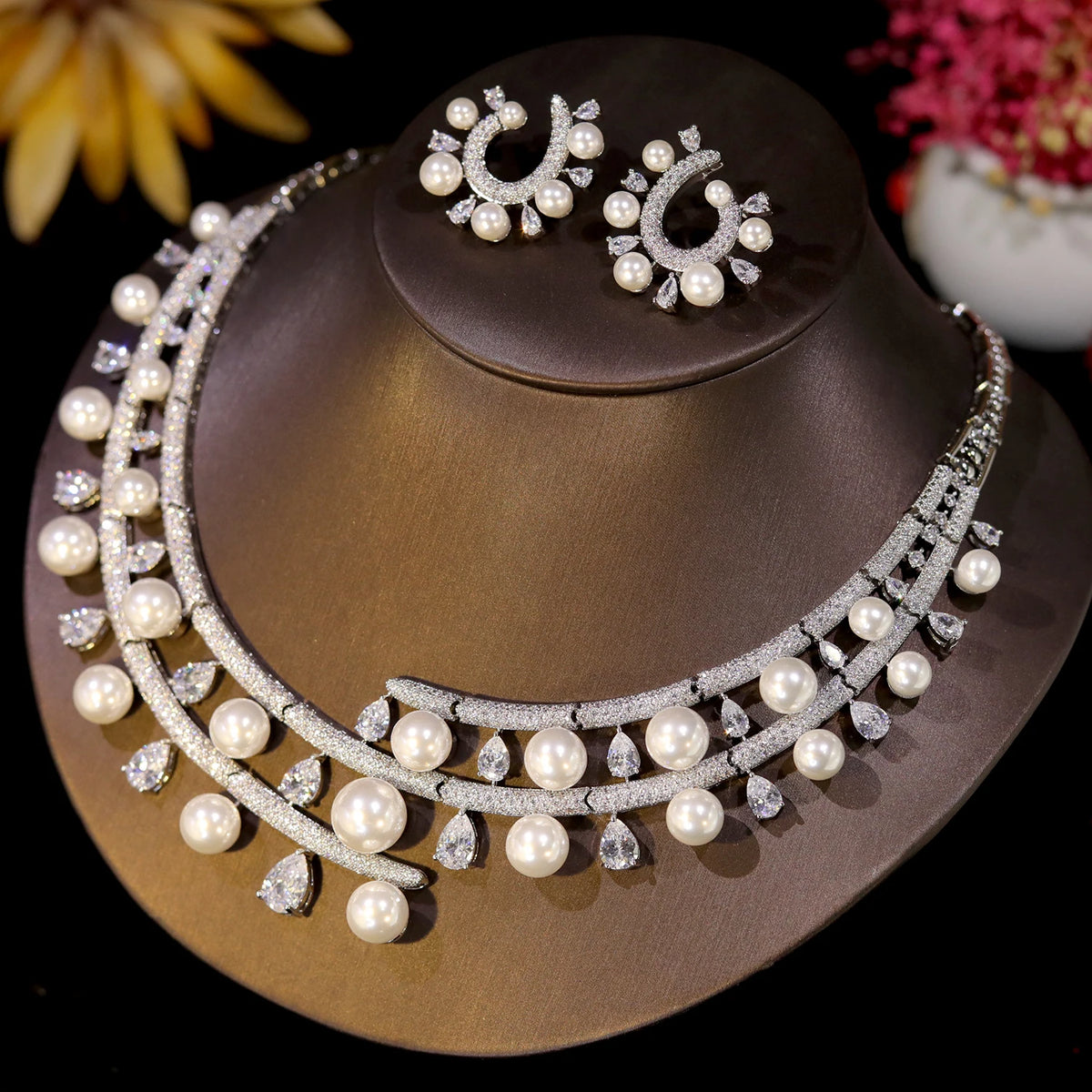 Pearl And Crystal Floral Rhinestone Jewelry Set For Women