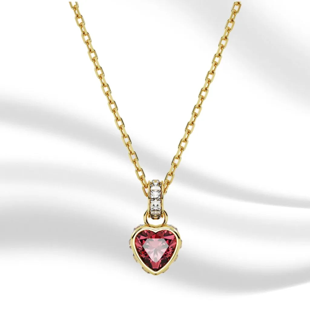 Elegant Gold-Plated Mixed-Cut Crystal Pendant Necklace for Women