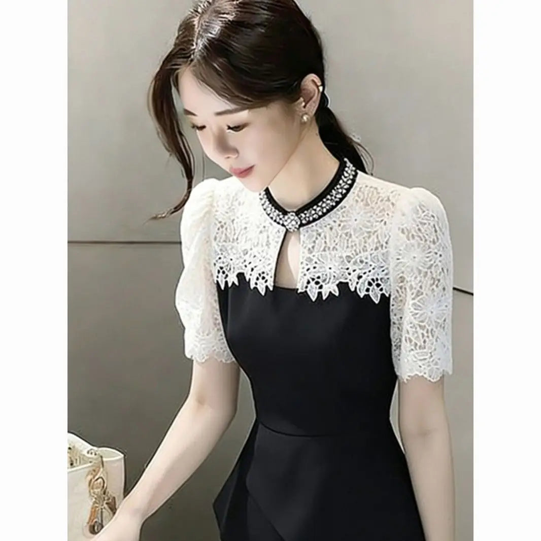 Chic Black Lace Spliced Short Sleeve Summer Shirt For Women