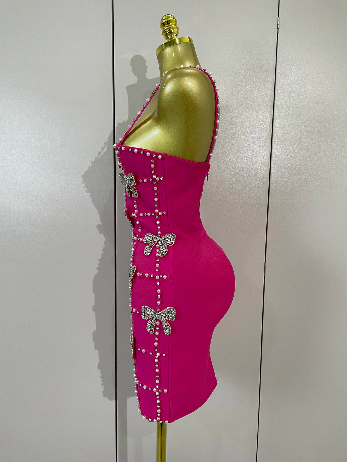Women Elegant Luxury Bow Diamonds Pearl Club Evening Party Mini Knitted Dresses Sexy Spaghetti Strap Bodycon Bandage Dresses
