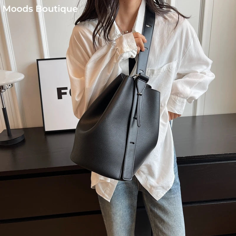 Retro Shoulder Large Capacity Bucket Bag for Women