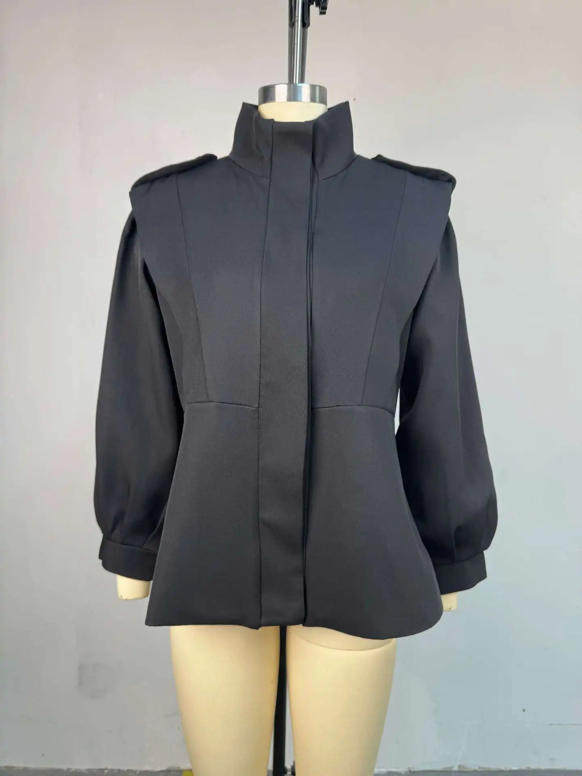 Elegant Short Trench Coat With Stand Collar for Women