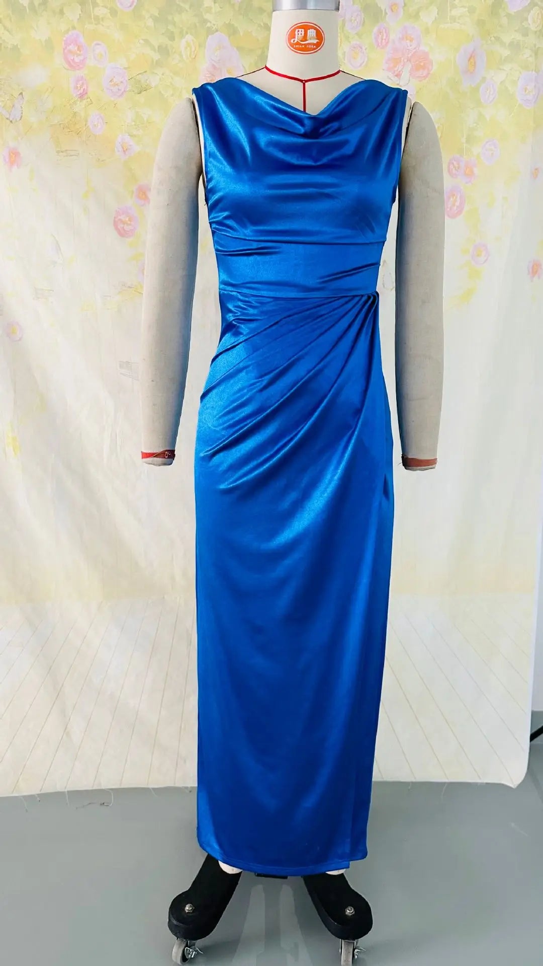Elegant Satin Cowl Neck Sleeveless Maxi Dress for Women