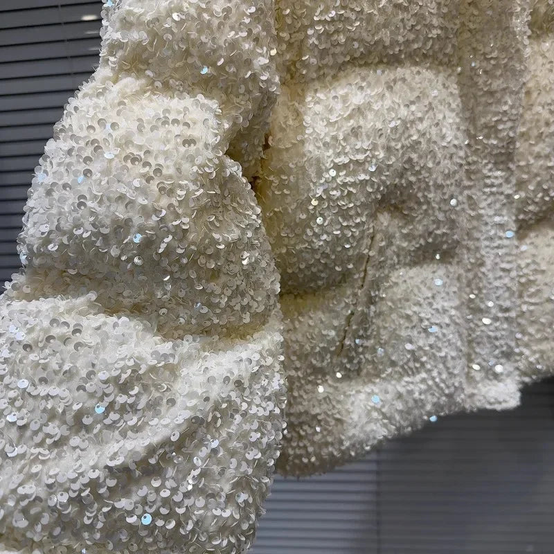 2025 Winter New Sweet And Cool Hot Girls Sparkling Beads Heavy Industry Warm Bread Jacket Down Coat Women's Solid Color Parkas