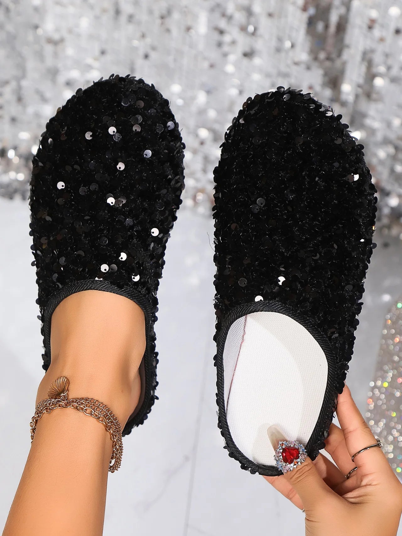 2025 Fashion new casual baotong glitter casual wear light solid color round head flat shoes