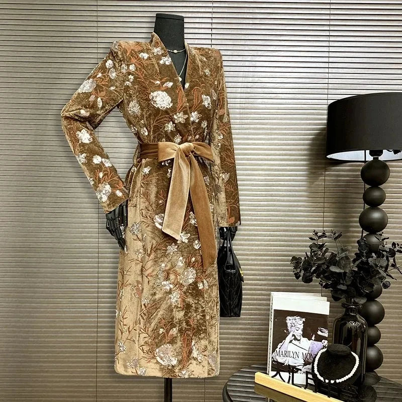 Golden Velvet Adjustable Waist Windbreaker Coat Autumn/Winter New English style Luxury Sequin Embroidered Women's Coat