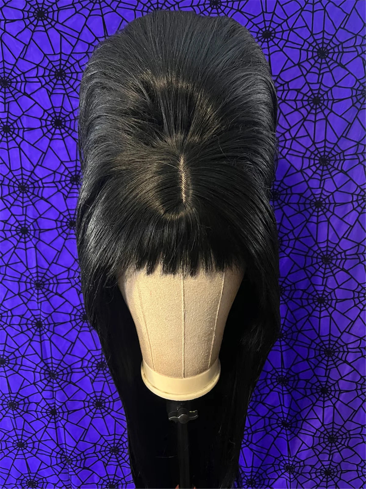 28inch Elvira Mistress of the Black Wig for Cosplay Costume Accessory
