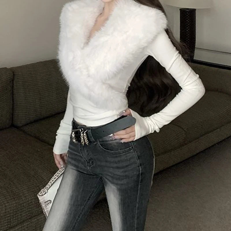 American Spice Girl Cross Fur Collar Long Sleeve T-shirt Women's winter high-grade sense waist slim fit with slim bottoming top.