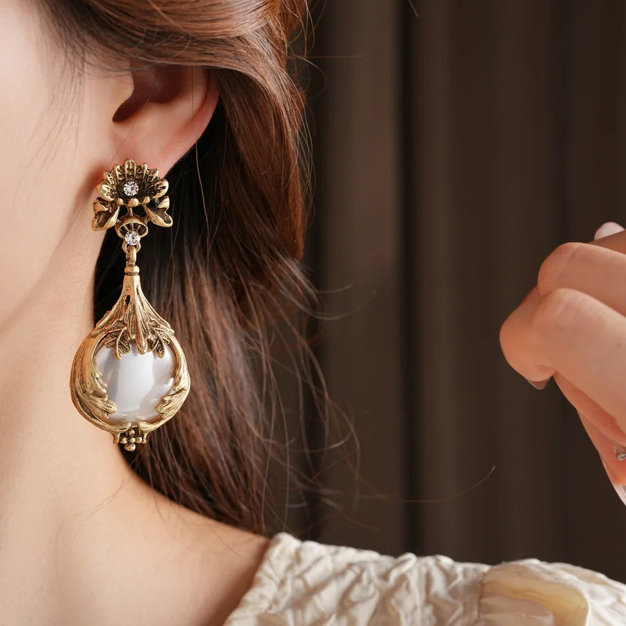 Pearl Flower Necklace And Earring Set