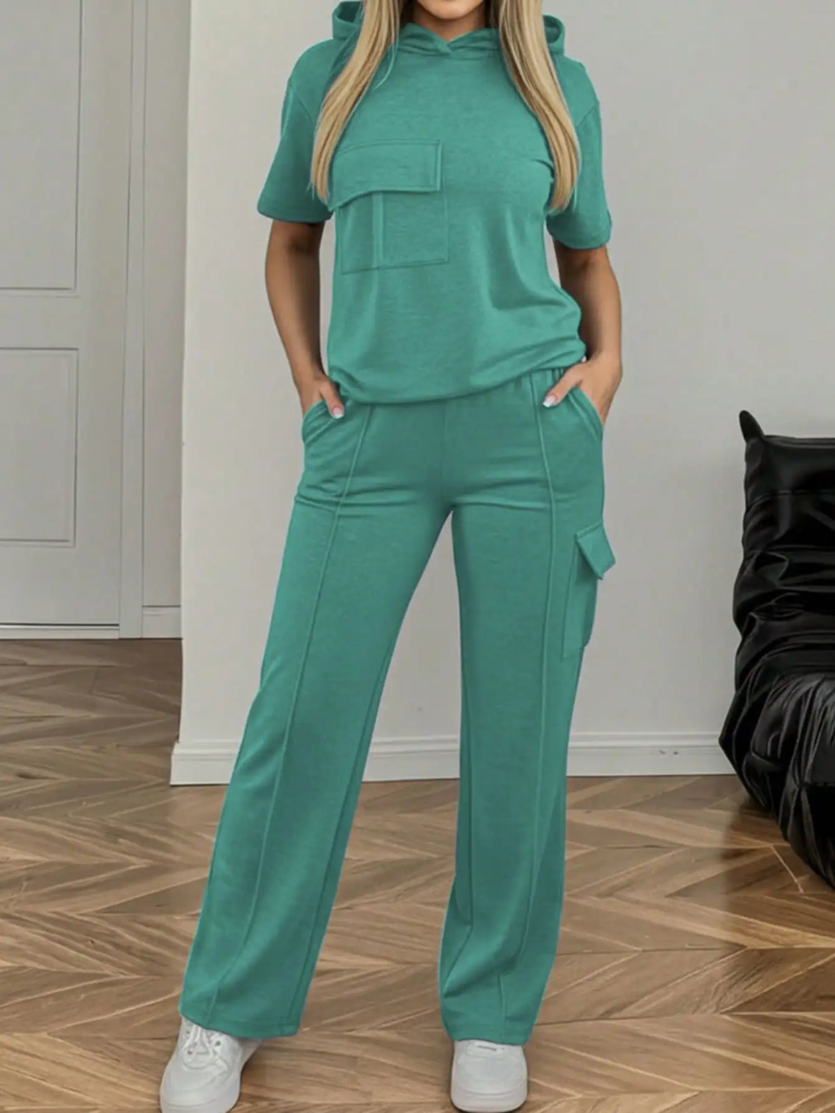 Summer Women's Suit New Style Casual Comfortable Solid Color Hooded Short-Sleeve Top with Versatile Elastic Waist Pocket Straight-Leg Pants Women's Two-Piece Set