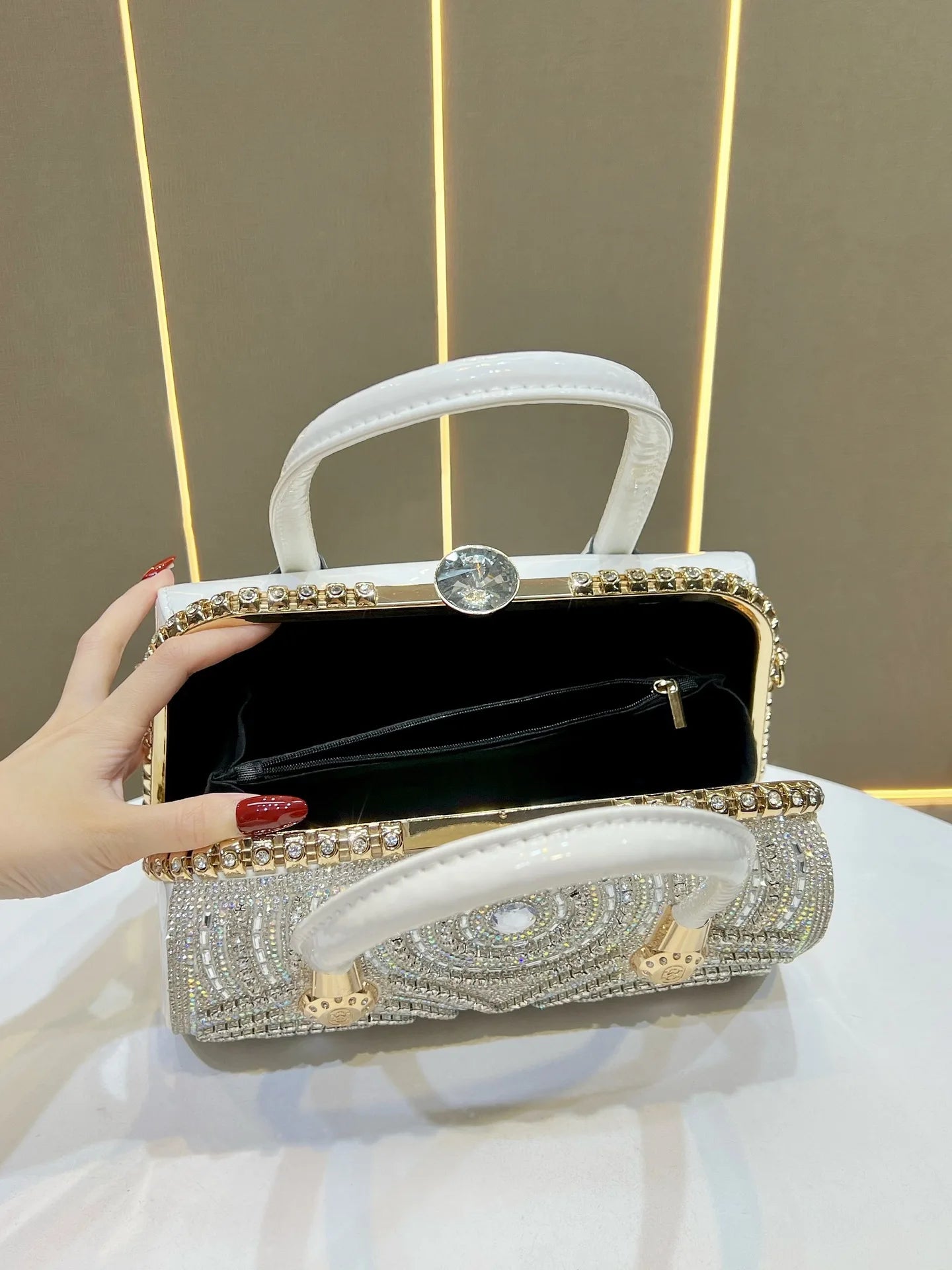 New Dinner Handbag Luxury Brand Diamond-encrusted Sparkling Dinner Party Handbag Fashion Trend Women's Shoulder Crossbody Bag