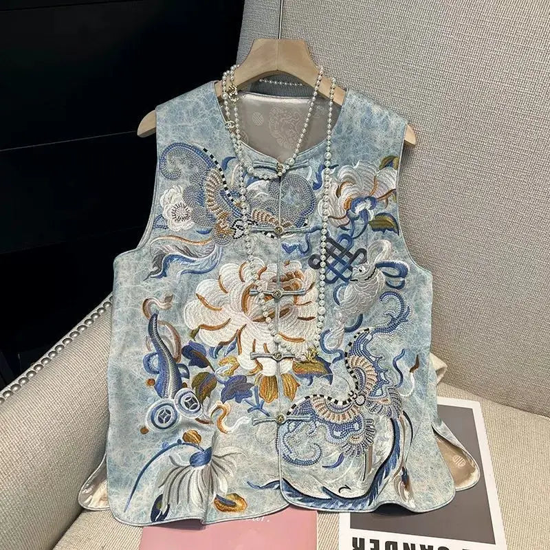 Chinese Style Embroidered Round Neck Sleeveless Vest for Women