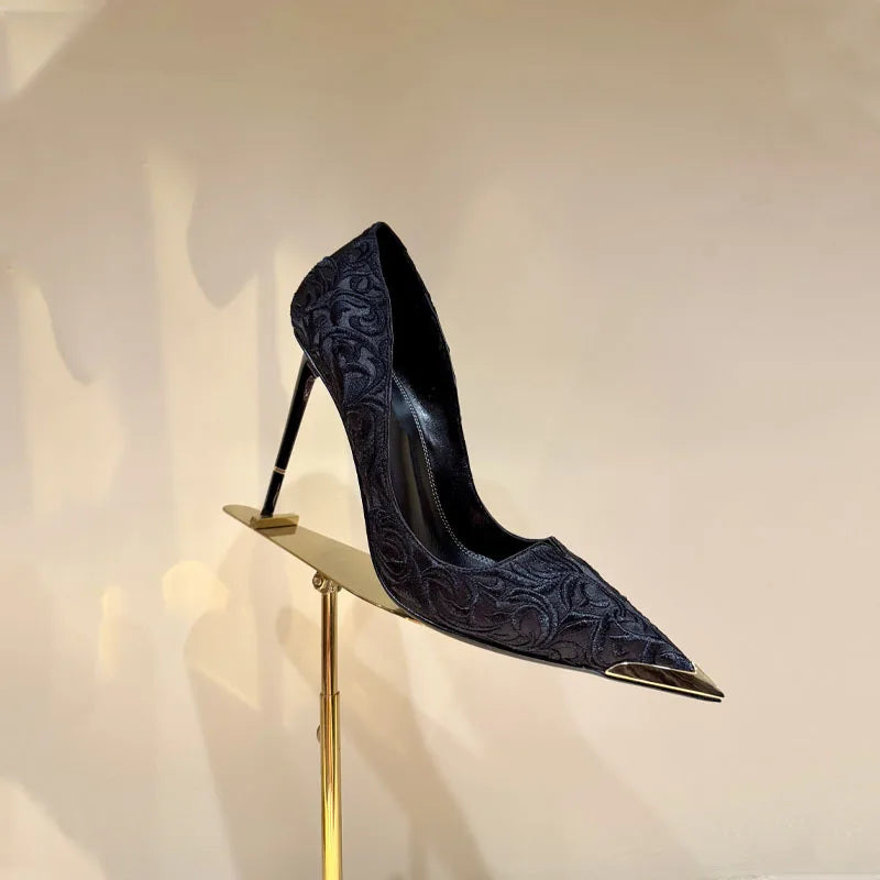 Design Women High Heel Metal Toe Embroidered High Heel Shoes Sexy Lady High Heel Gold Pointed Metal Toe Slingback Stilettos