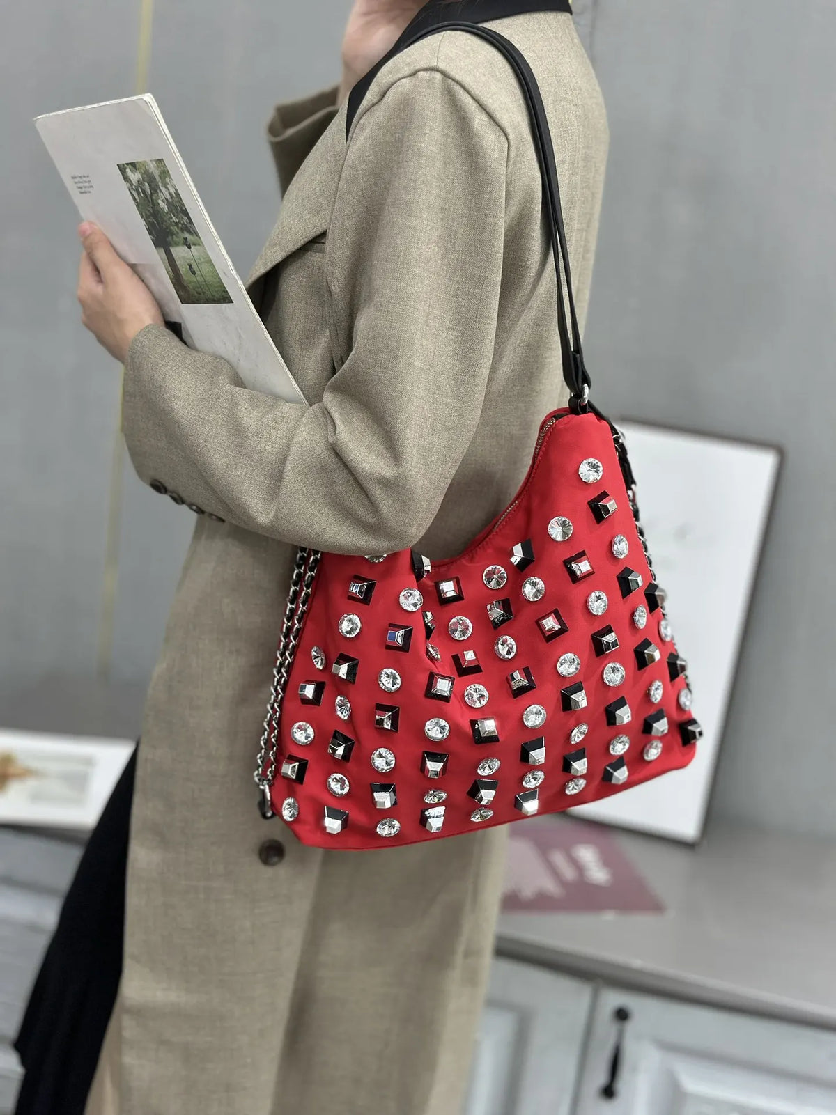 Women's Shoulder Bag Luxury Brand Diamond-encrusted Shiny Women's Shoulder Crossbody Bag Fashion Diamond-encrusted Women's Bag