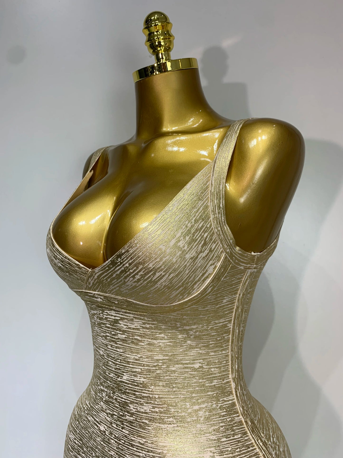 High Quality Celebrity Elegant Gold Bodycon Bandage Dress Women Sexy Nightclub Evening Party Luxury Birthday Dress Vestidos