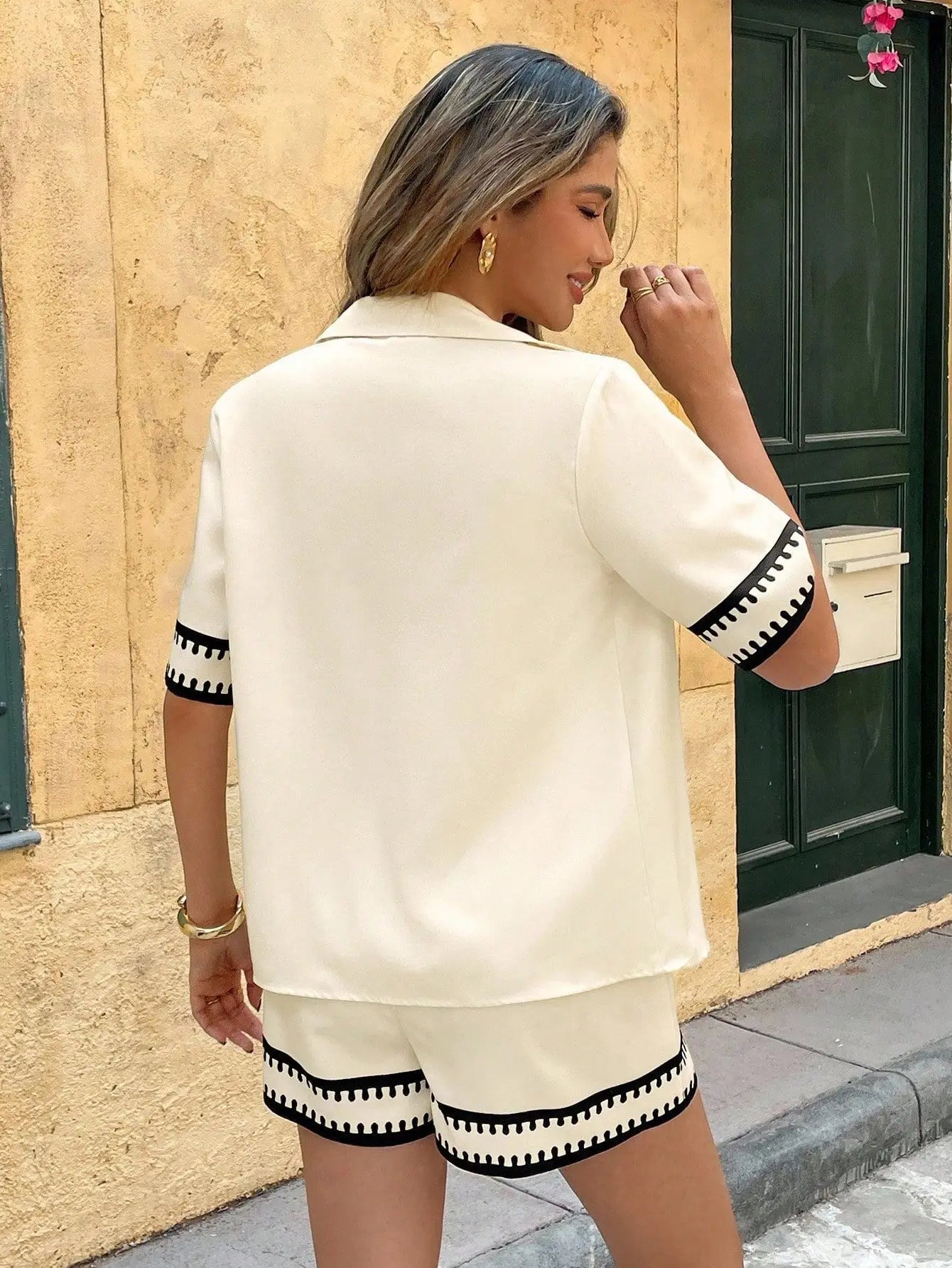 Printed Casual Two Piece Shirt and Shorts Set for Women