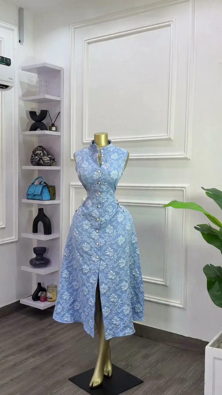 Elegant Sleeveless Stand Collar Midi Dress for Women