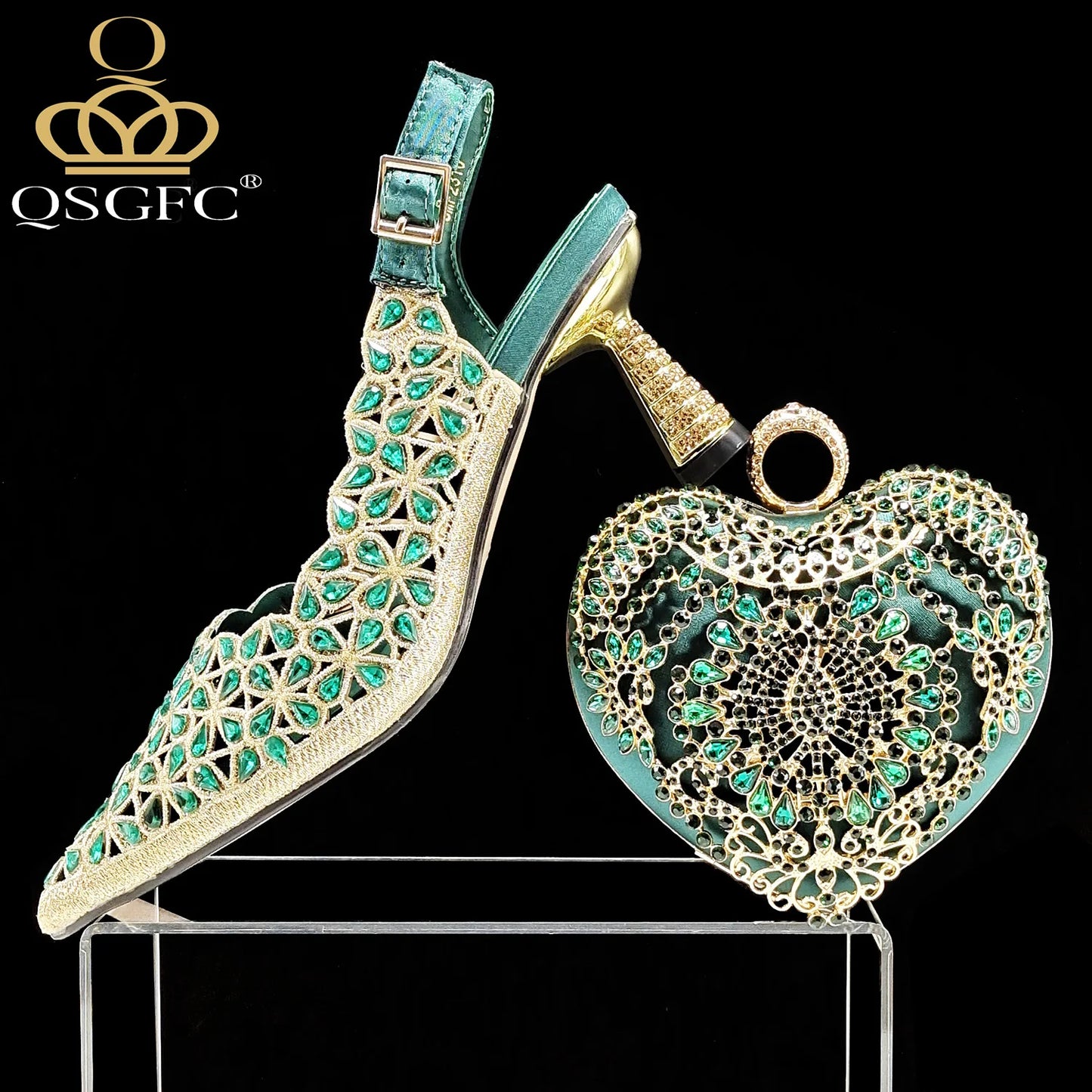 Happy Time Boutique, Exquisite Mini Bag with Pointed Toe Shoes, Sexy Stiletto High-Heeled Shoes, Small Metal Bag in Hand
