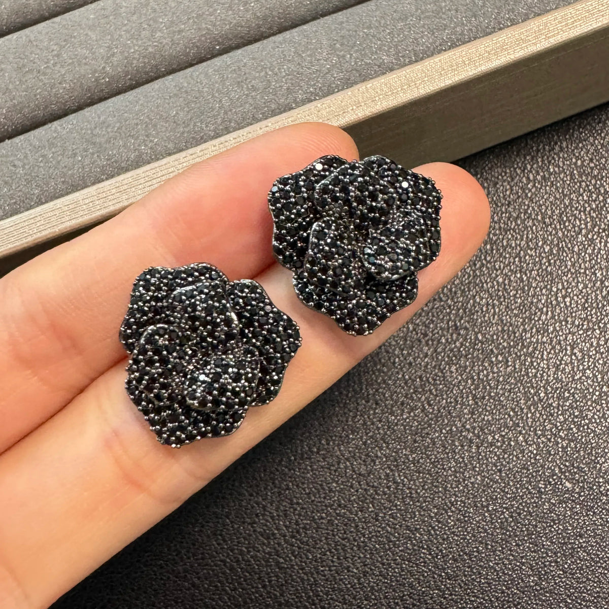 Black Zircon Vintage Jewelry Set With Earrings Rings And Bracelets for Women