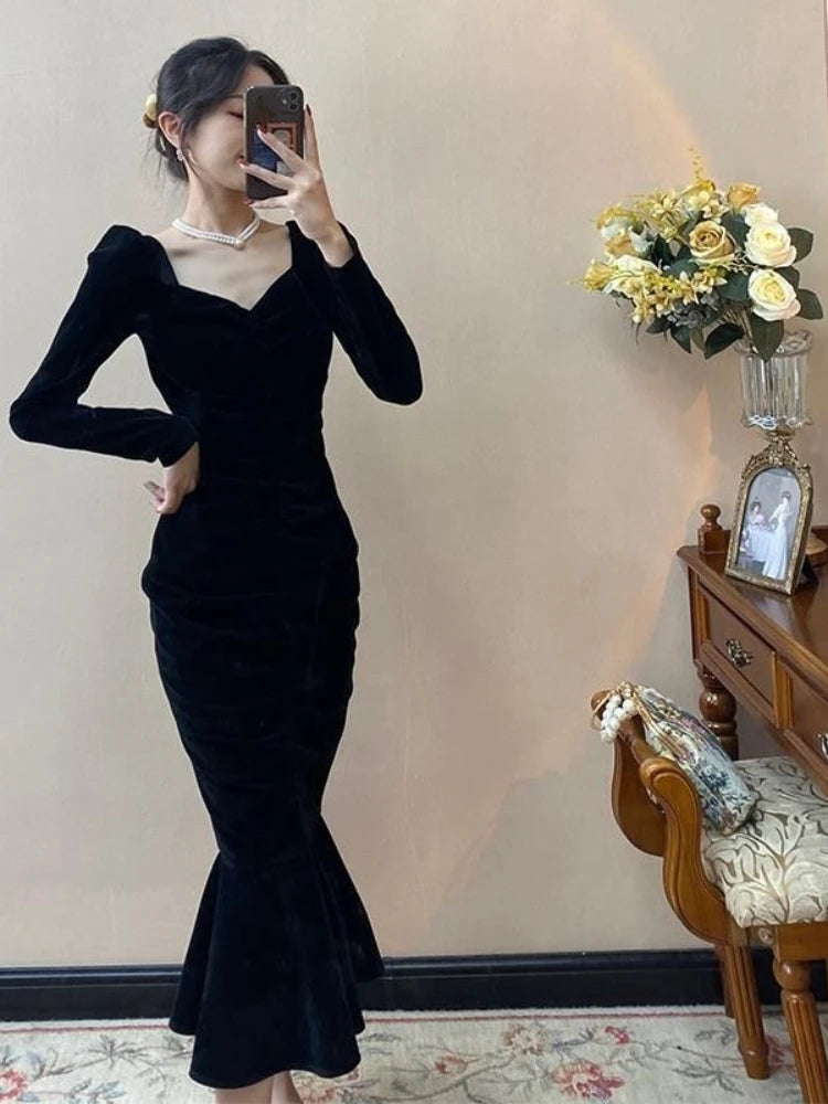 Women Velvet Long Sleeve Maxi Dress Autumn Elegant Luxury A Line Gown High Waist Chic Party Evening Dress Versatile