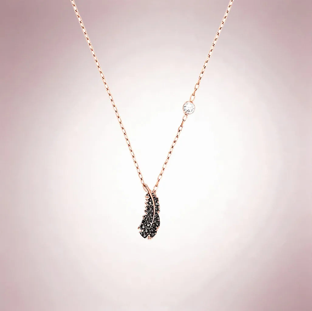 Elegant Dazzling Teardrop Crystal Jewelry Set for Women