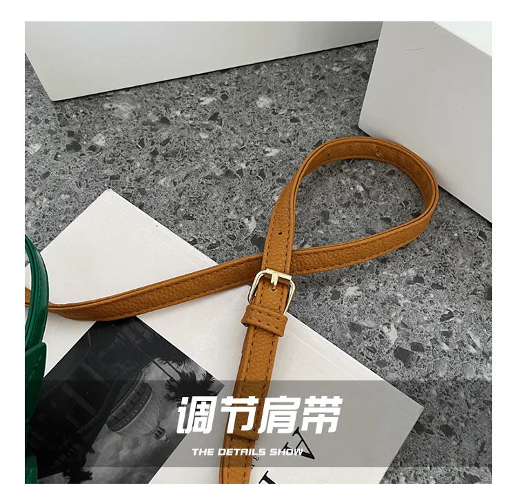 New Women's Shoulder Bag Pineapple Shape Fashionable Women's Shoulder Crossbody Bag Fashionable Casual Women's Bag High Quality