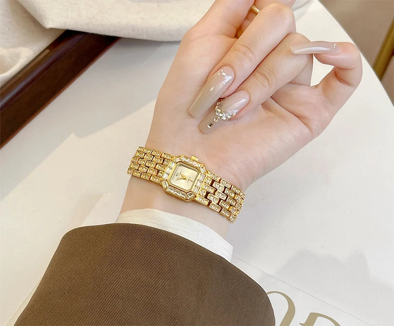 Square Quartz Wristwatch for Women