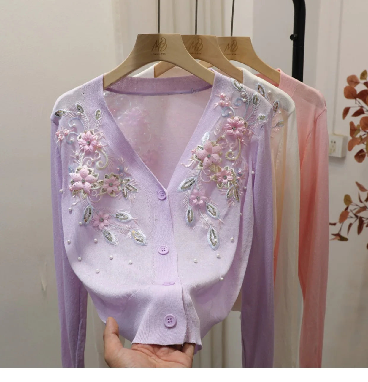 French Exquisite Embroidered Flowers V-neck Short Knitted Top Women Summer Fashion Retro Artistic Thin Sun Protection Cardigan