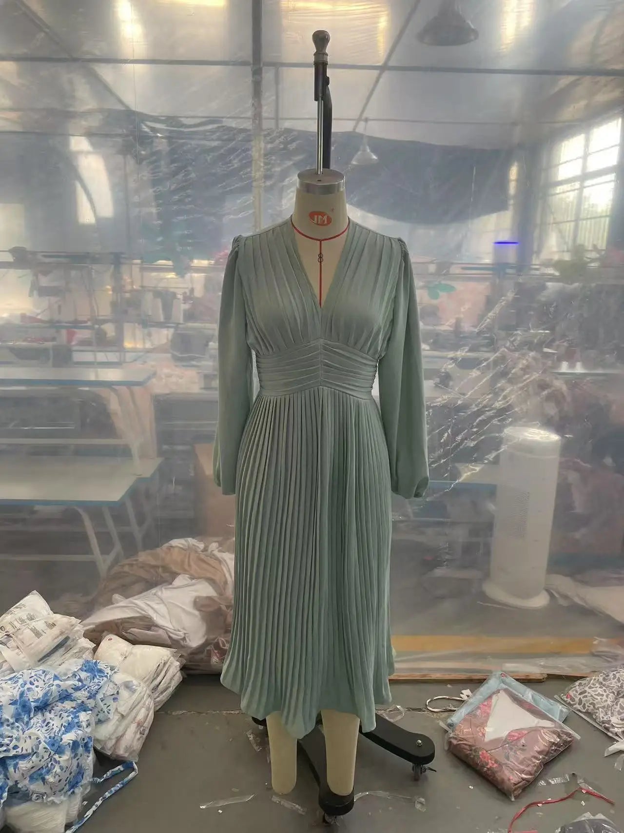 Luxury Dinner Evening Long Dress 2025 Spring Women Club Party Dress Pleated Elegant Dress Female Solid V Neck Clothing