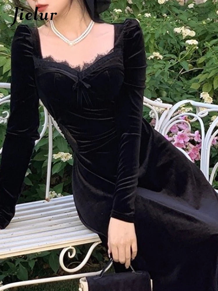 Elegant Gothic Velvet Long Sleeve Midi Dress for Women