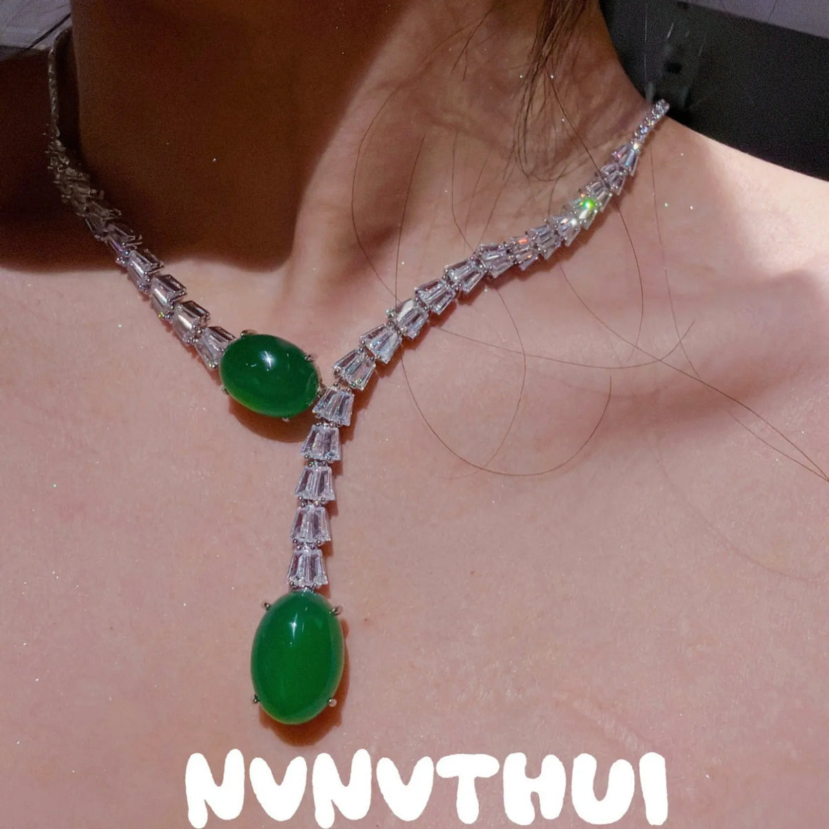 Green Chalcedony Jewelry Set With Sparkling Accents