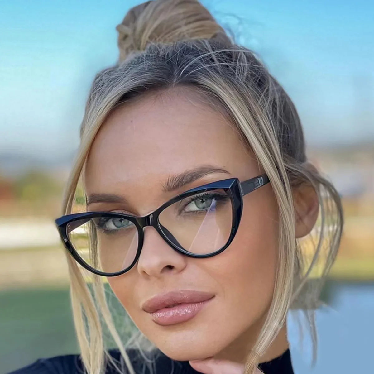 Stylish Transparent Cat Eye Reading Glasses for Women