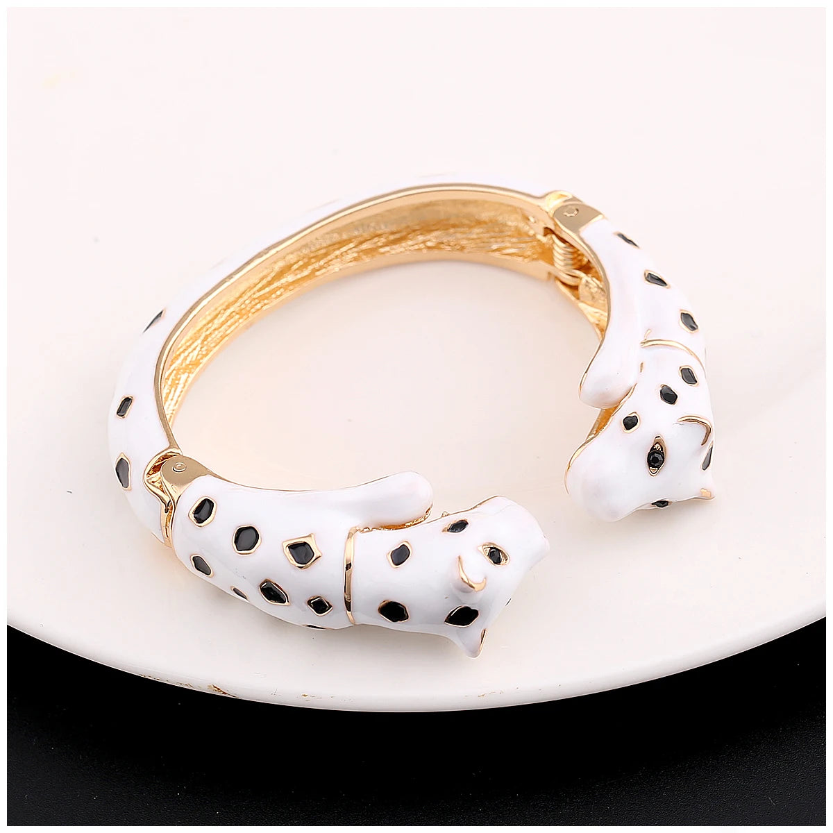 Fashion Colorful Double Leopard Cuff Bracelet for Women