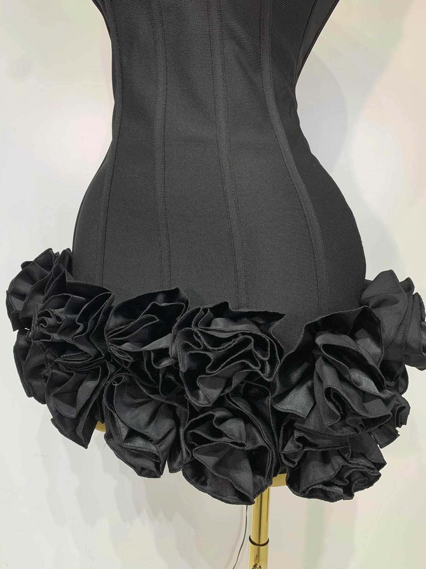 Women Sexy Strapless Backless Flower Embellished Mini Bandage Dress Bodycon Celebrity Party Cocktail Evening Party Club Dresses