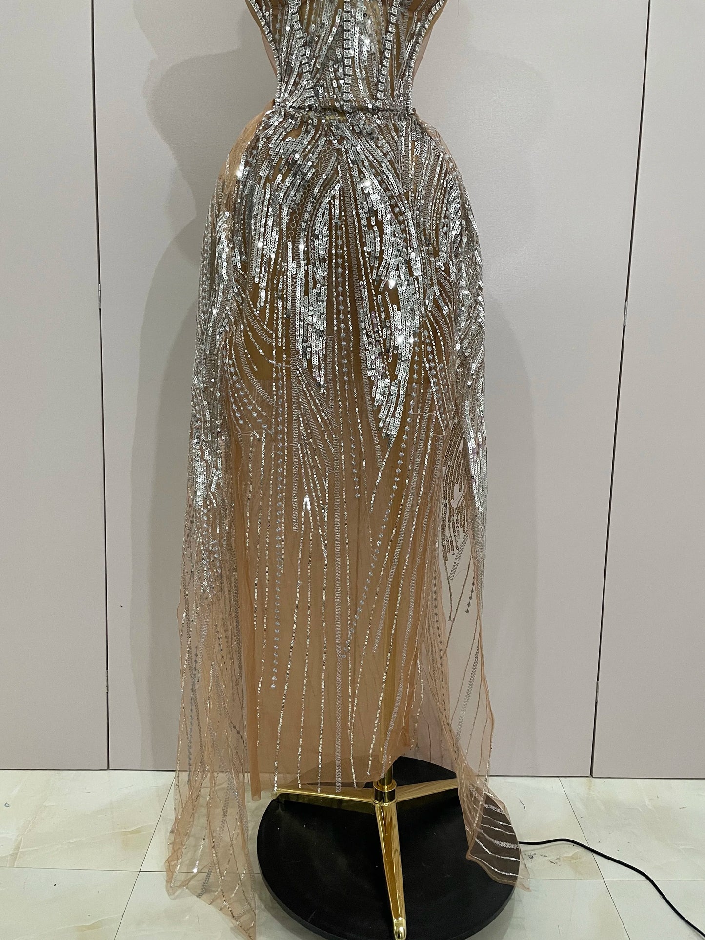 Elegant Sparkly Diamond Sequins Sexy Strapless See-Through Long Dress Women Evening Birthday Party Dress Nightclub Stage Costume