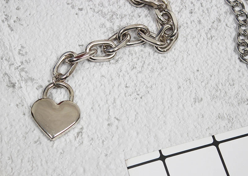 [EAM] Silver Color Metal Chain Long Irregular Belt Personality Women New Fashion Tide All-match Spring Autumn 2025 1DH8768