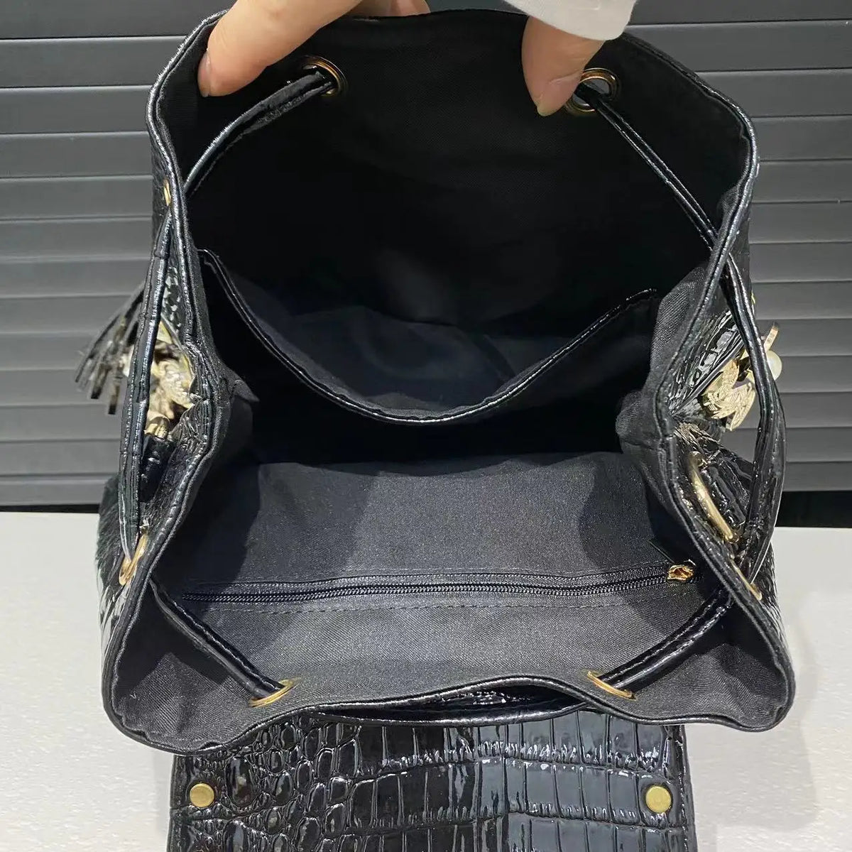 Women's New Backpack Elegant Diamond-encrusted Backpacks Multi-functional Beaded Trendy Crossbody Bucket Bag Large Capacity