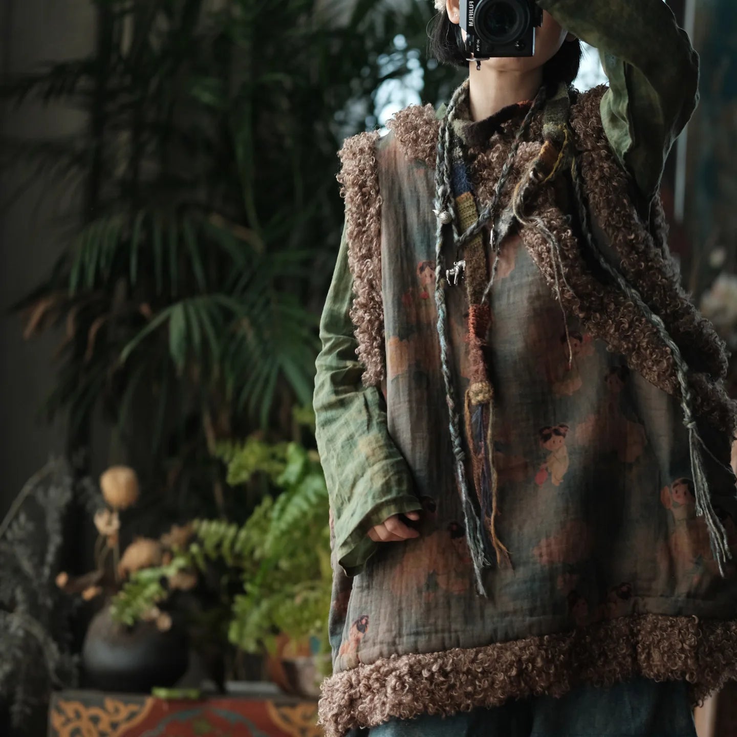 Winter Vintage Cartoon Print Knit Vest Coat for Women