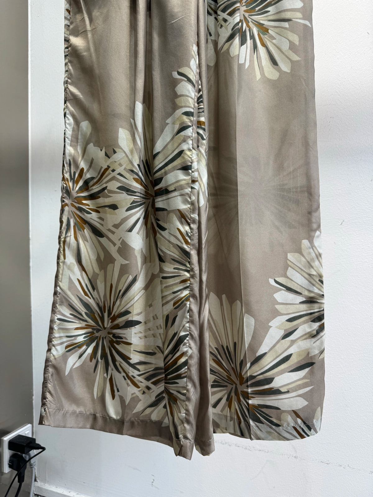 Loose Floral Print Silk Resort Five Piece Set for Women