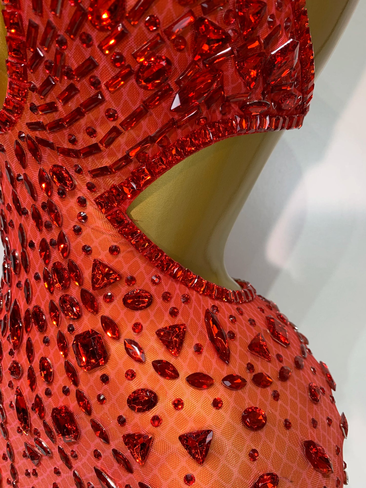 Sexy Sparkly Diamond Backless Short Dress 2025 Women Sleeveless Mesh See Through Evening Birthday Gown Singer Stage Outfit